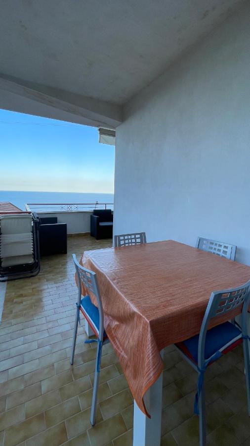 Baia Aurora Villa Летояни Екстериор снимка